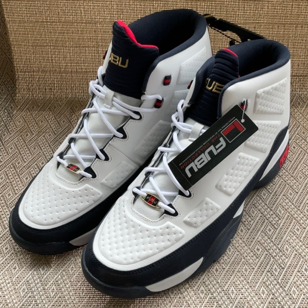 FUBU  The Collection White Navy Mens Sneakers Size 13 NWT
